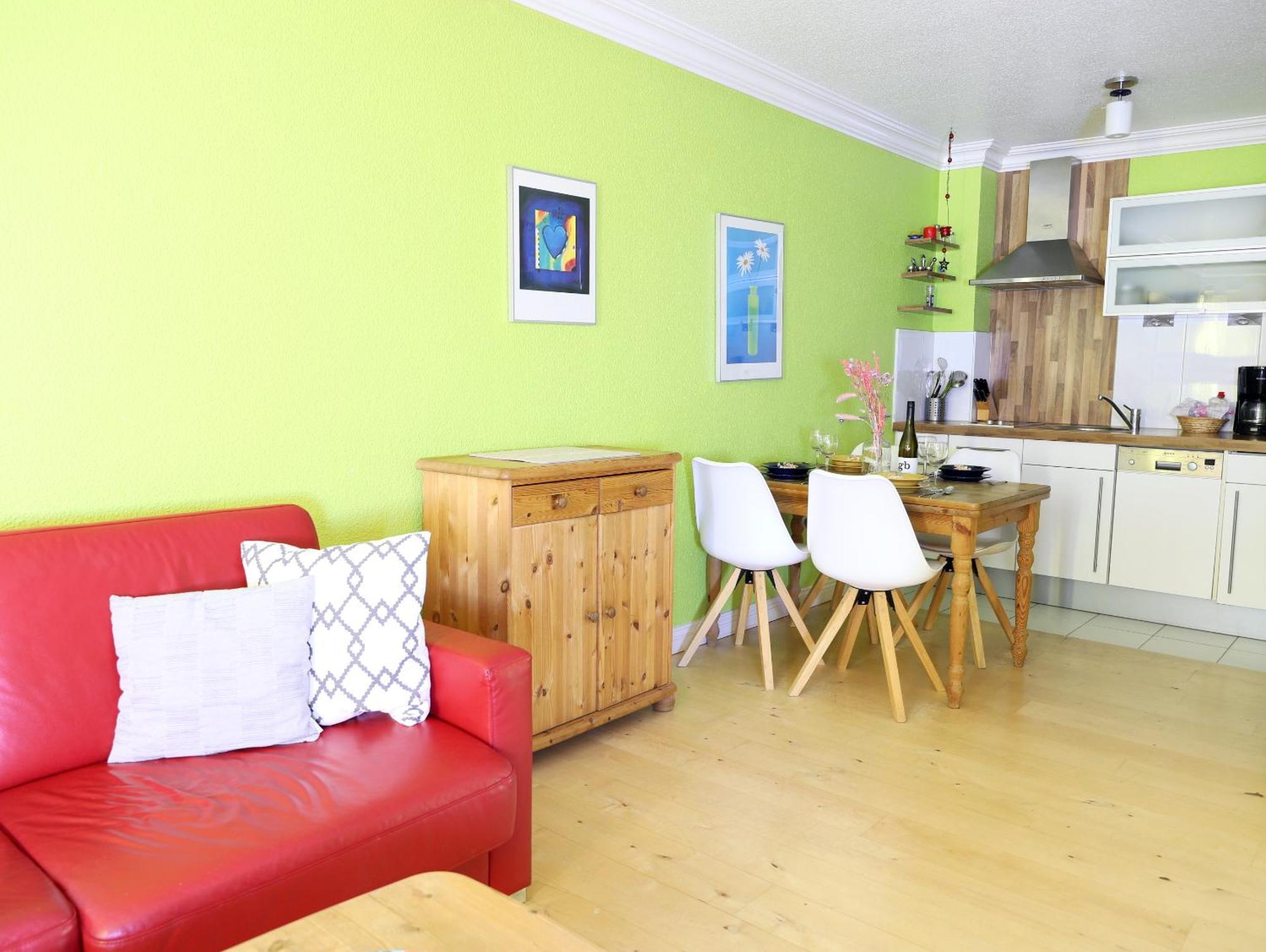 Geraeumiges 2-Zimmer-Appartement In Der 3. Etage Des Hauses. Вестерланд Екстериор снимка