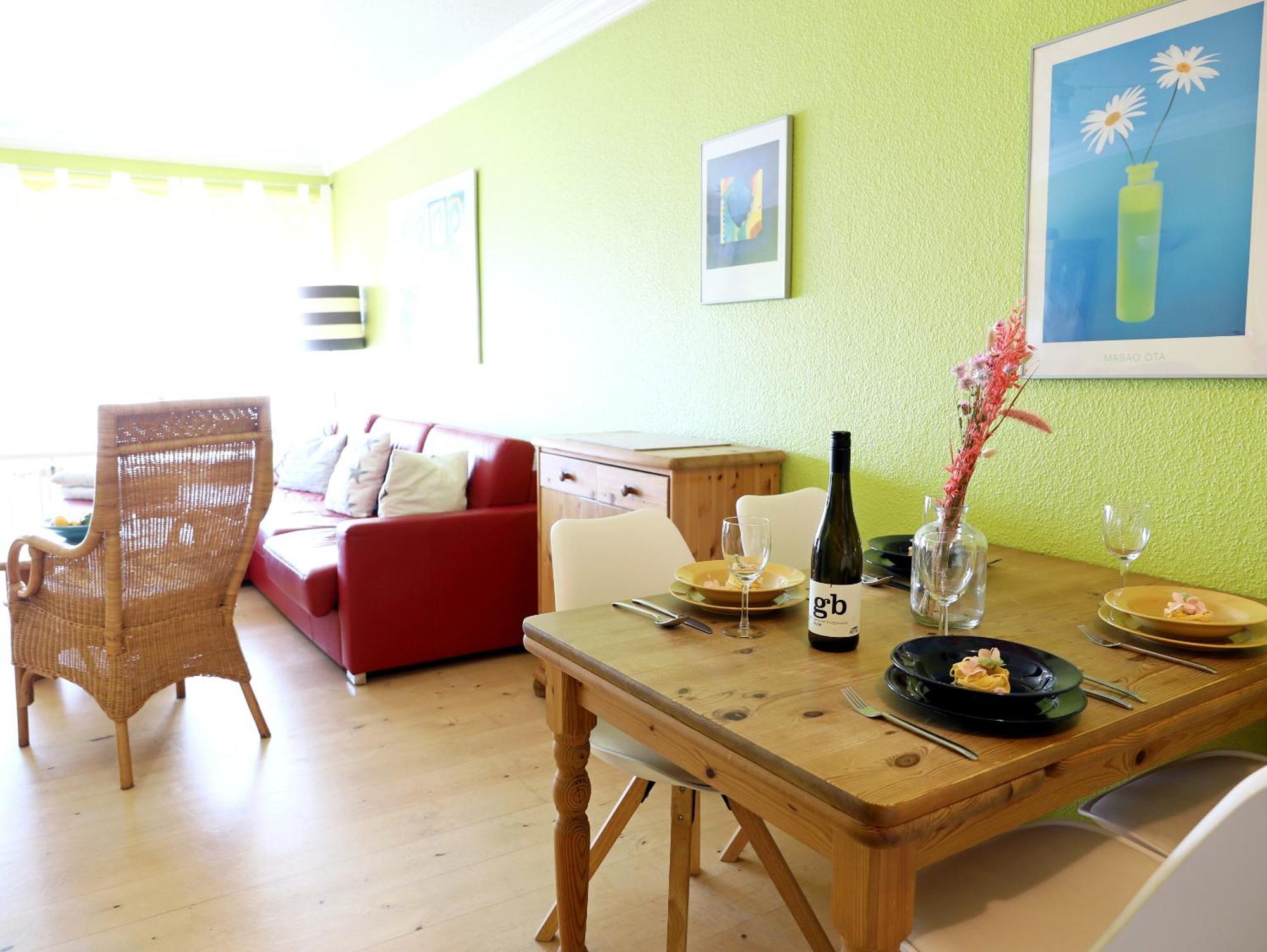Geraeumiges 2-Zimmer-Appartement In Der 3. Etage Des Hauses. Вестерланд Екстериор снимка